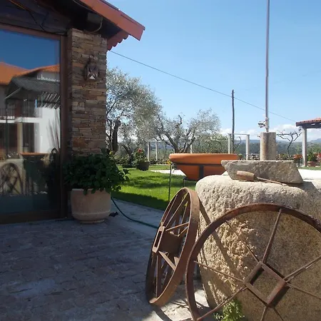 Country house Casa Das Azenhas *